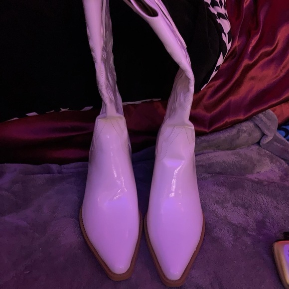 AZALEA WANG Andrea Western Boot In white - Picture 3 of 4